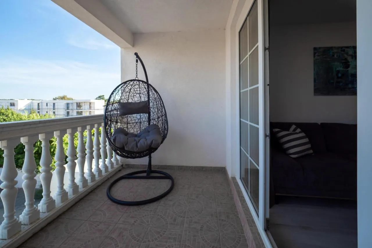 באניולה Apartments Domic