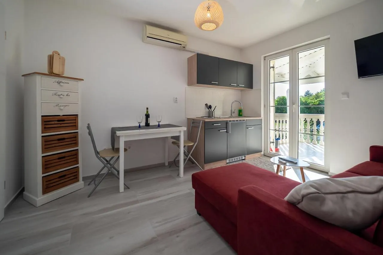 Apartments Domic Banjole